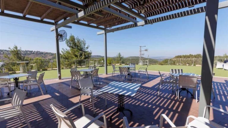 Experience Passover Like Never Before: Explore Exciting Pesach Programs